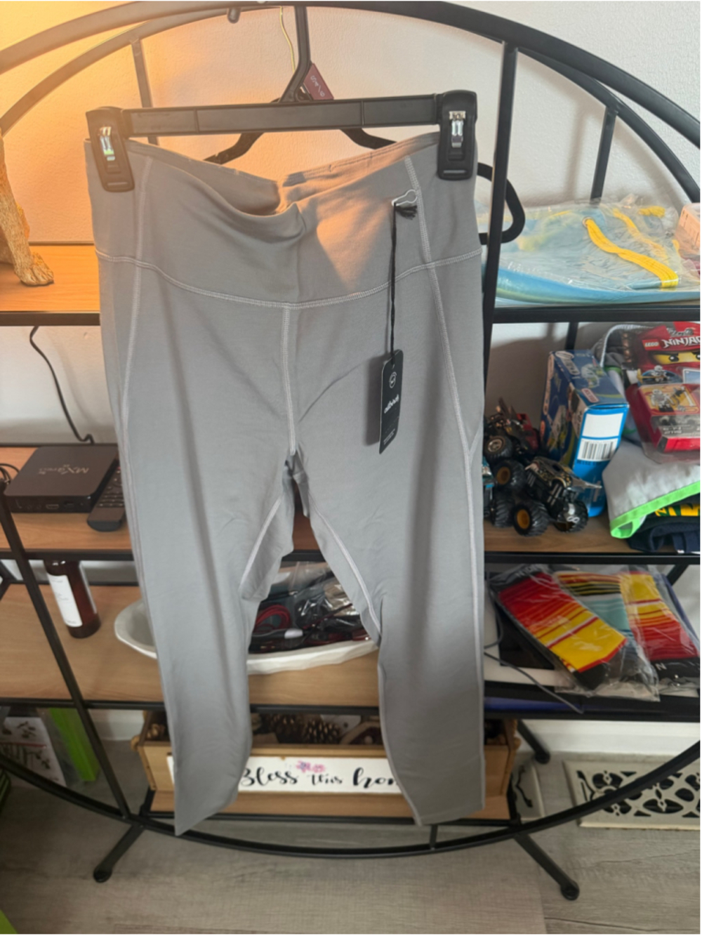 Women's Allbirds Leggings Size M Grey